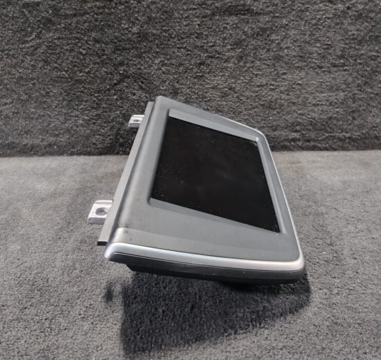 BMW X1 F48 INFORMATION GPS DASH DISPLAY 6.5 SCREEN OEM-  9322123