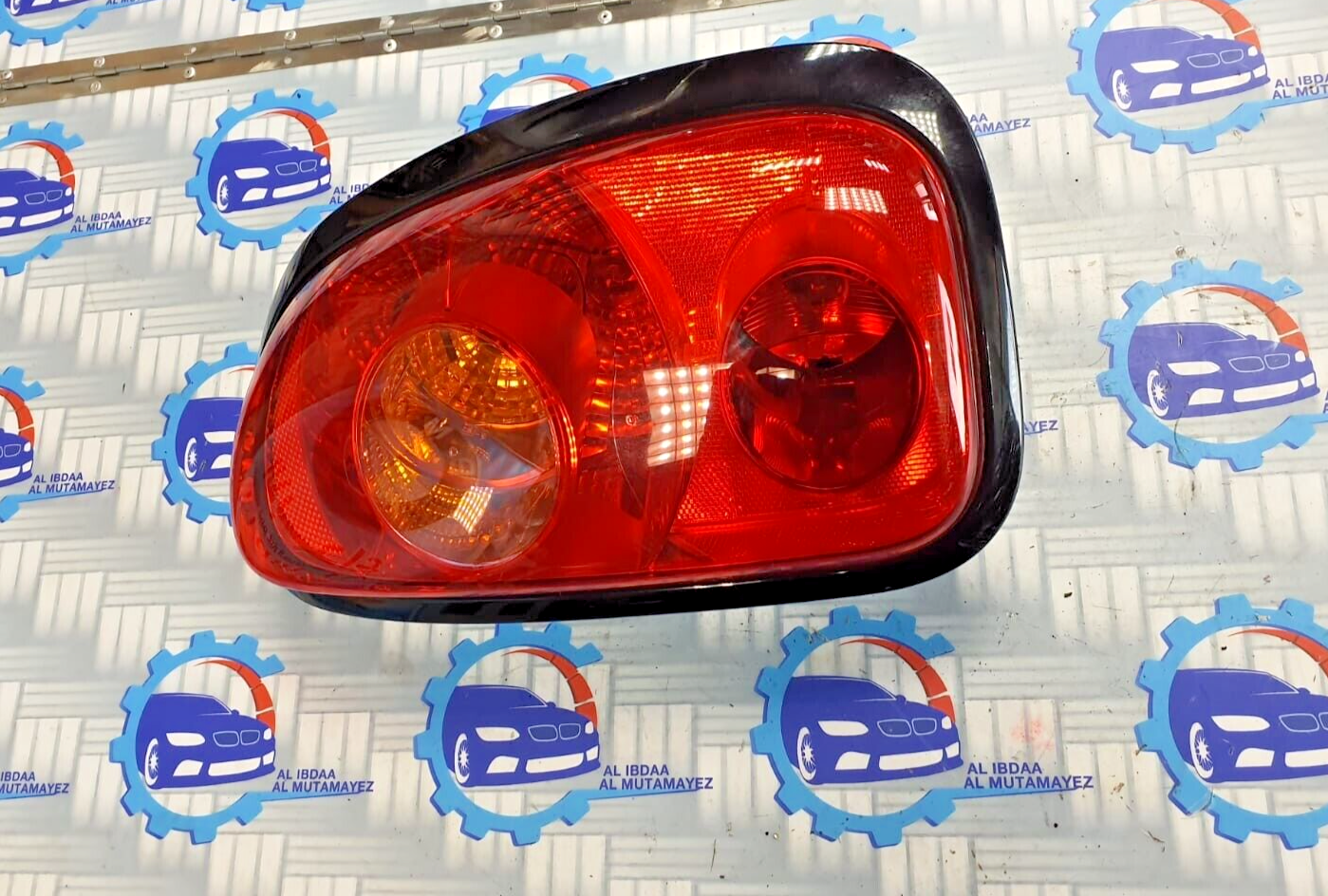 Mini Countryman R60 Rear Lamp Side Panel Tail Light Taillight RIGHT N/S 9811762