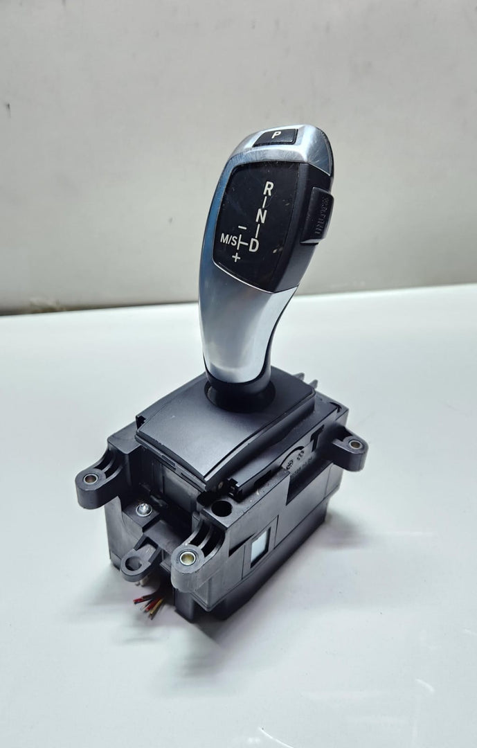 2010-2013 BMW 530i Gear Selector Lever 9218102 F10 and F11 RHD