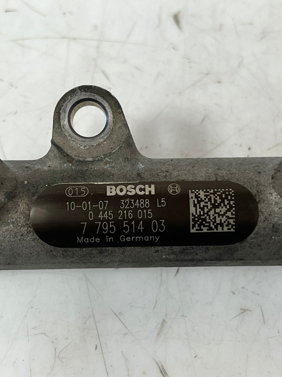 2002-2005 BMW 745i 7 Series E65 E66 E67 E60 E83 X3 Fuel Rail INJECTOR 7795514 