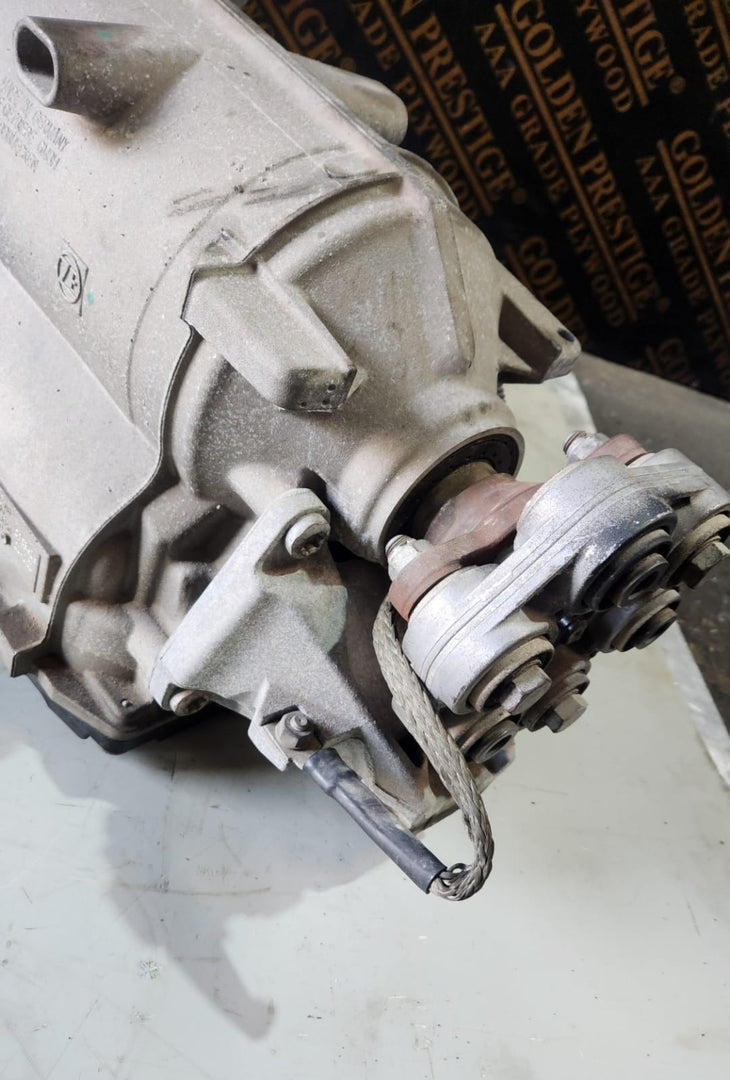 2016-2021 BMW 740i Automatic Transmission 8601185 6 Series F06 OEM
