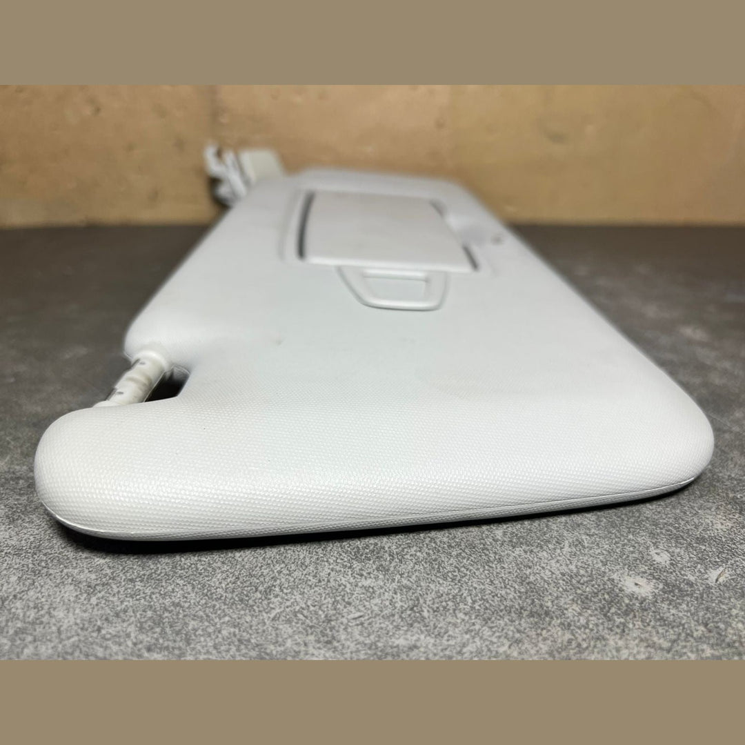 14-18 Mercedes W205 C-Class Front Right Side Sunvisor Sun Shade A205 8100210