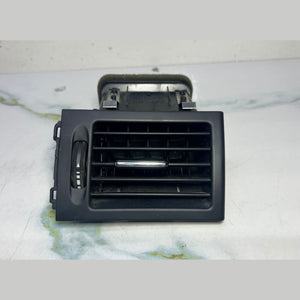 2010-2017 Mercedes-Benz C250 Dashboard Air Vent Grill A2048301254 W204 C-Class