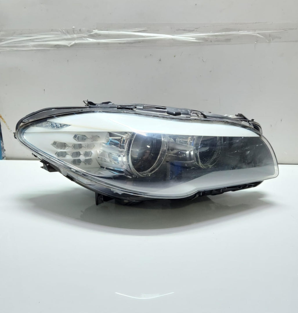 2010-2013 BMW 535i Front Right Headlight 7203248 5 Series F10 and F11 OEM