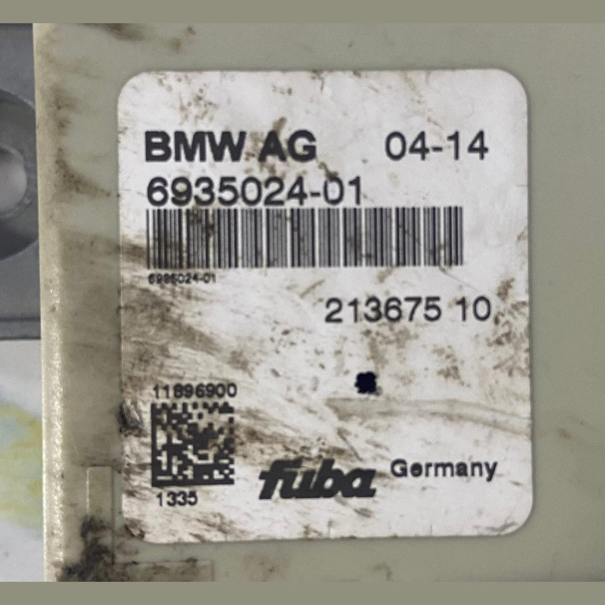 OEM BMW X5 E70 Radio Antenna Amplifier Control Module Unit 6935024