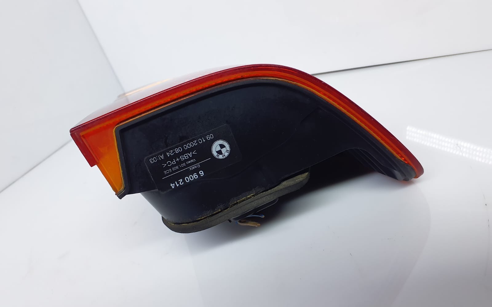 BMW 5 E39 Tailgate rear/tail lights Fits for 6900214 8371324