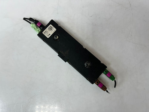 BMW F34 and F36 Antenna Amplifier AM/FM 9267257 OEM