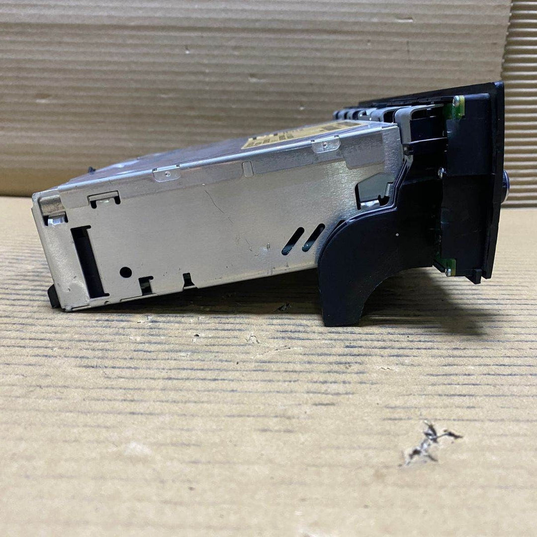 2010-2015 BMW X1 Radio Cd Professional 9243916 3 Series E90 E91 E92 E93 E84