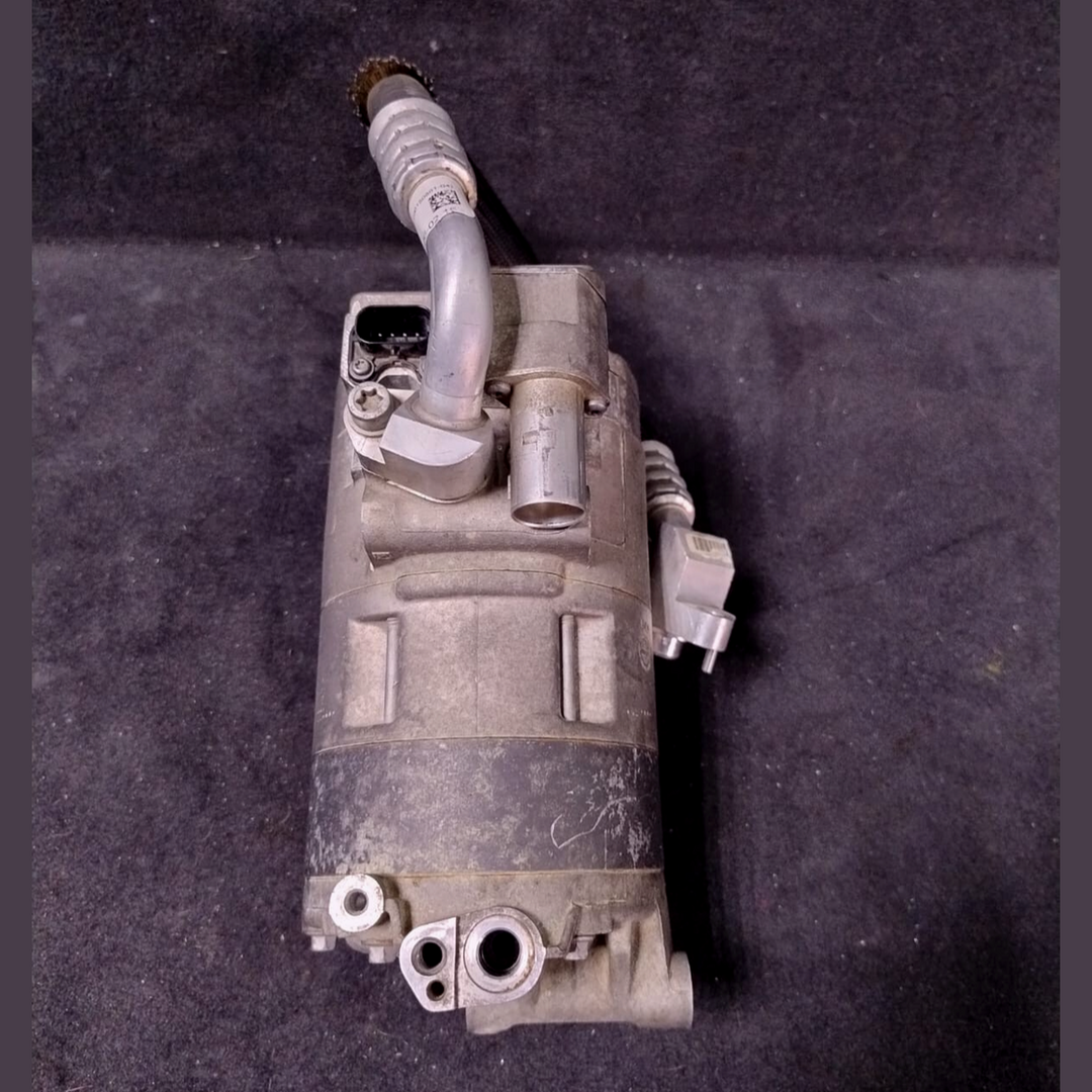 OEM BMW i8  Electric AC Air Conditioning Compressor 6452 9332199