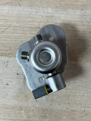 BMW High Pressure Fuel Pump 7562473 E60 E90 E81 E87 E88 E91 E92 E93 N43 1.6 2.0