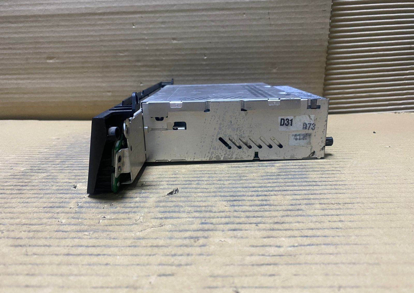 2006 BMW 325i Cd Radio Player 6976888 X3 E83 and 2006 BMW 325i 