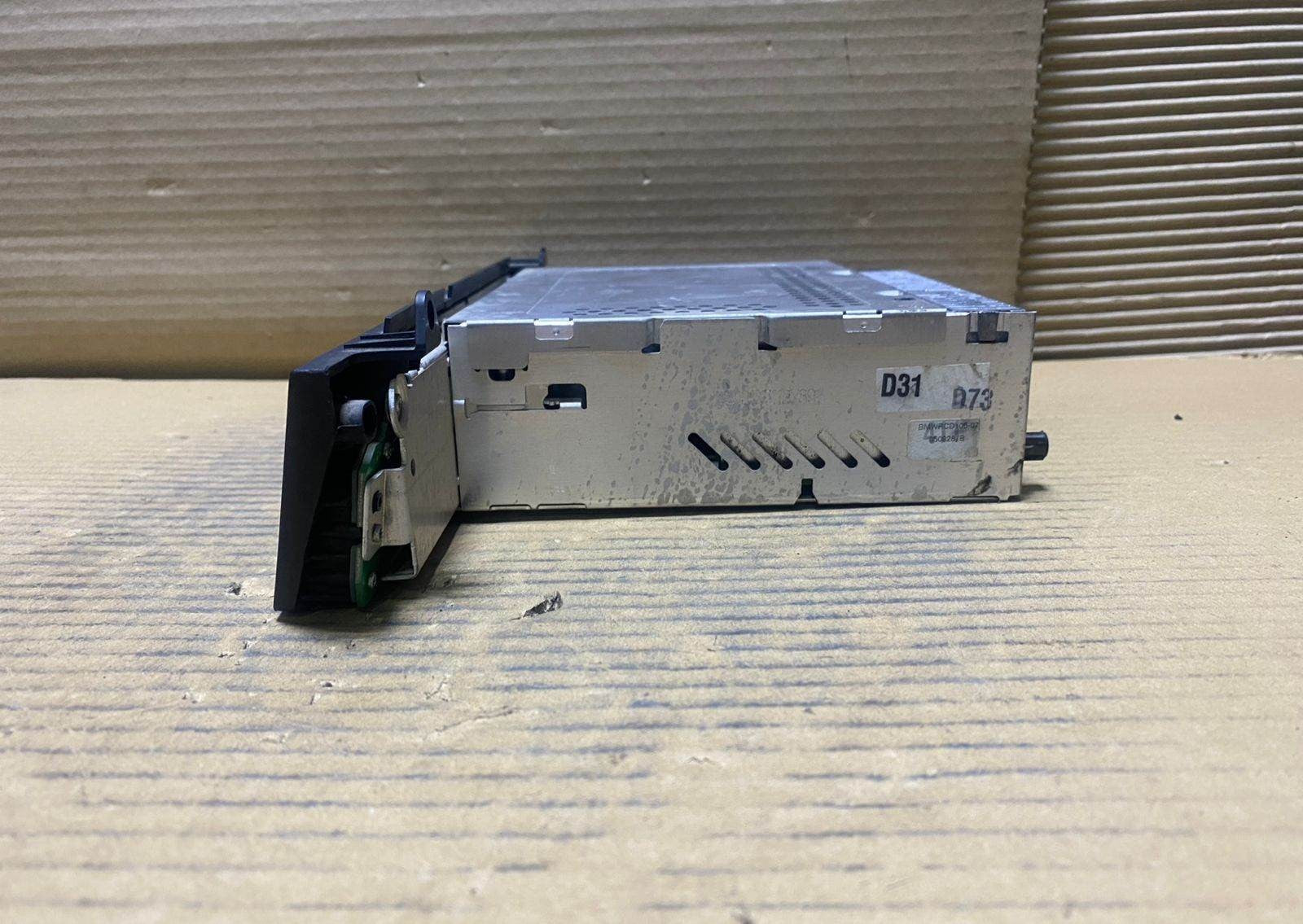 2006 BMW 325i Cd Radio Player 6976888 X3 E83 and 2006 BMW 325i 