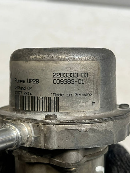 2008-2013 BMW E90 E92 E93 M3 S65 4.0L Brake Booster Vacuum Pump 2283333 OEM