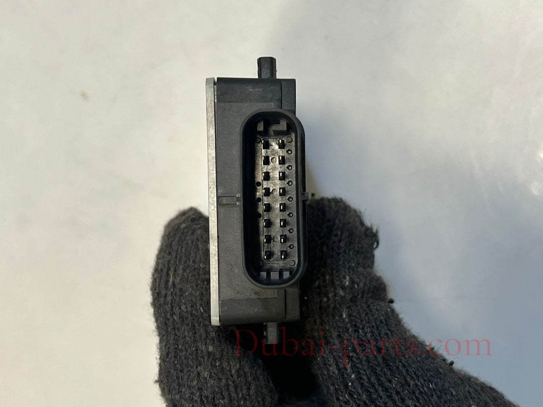 BMW G11 G12 740i G30 750i Blind Spot Radar Sensor Control Module 6877835 OEM