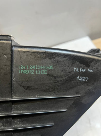 2008 BMW X3 E83 3.0L  Air INTAKE Filter Housing BOX 3415441 OEM
