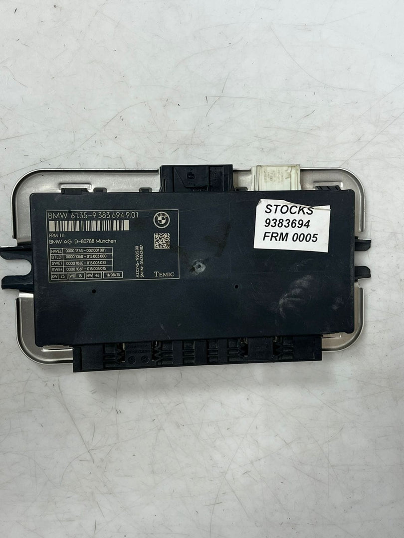 2011-2016 BMW X4 F26 FRM III 528i Footwell Light Control Module 9383694 OEM