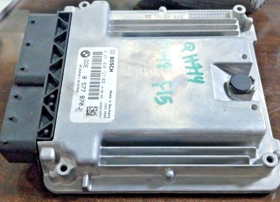 BMW X5 F15 2015 Diesel Engine Control Unit ECU 8577870 2.0 32170382 Twin Turbo 