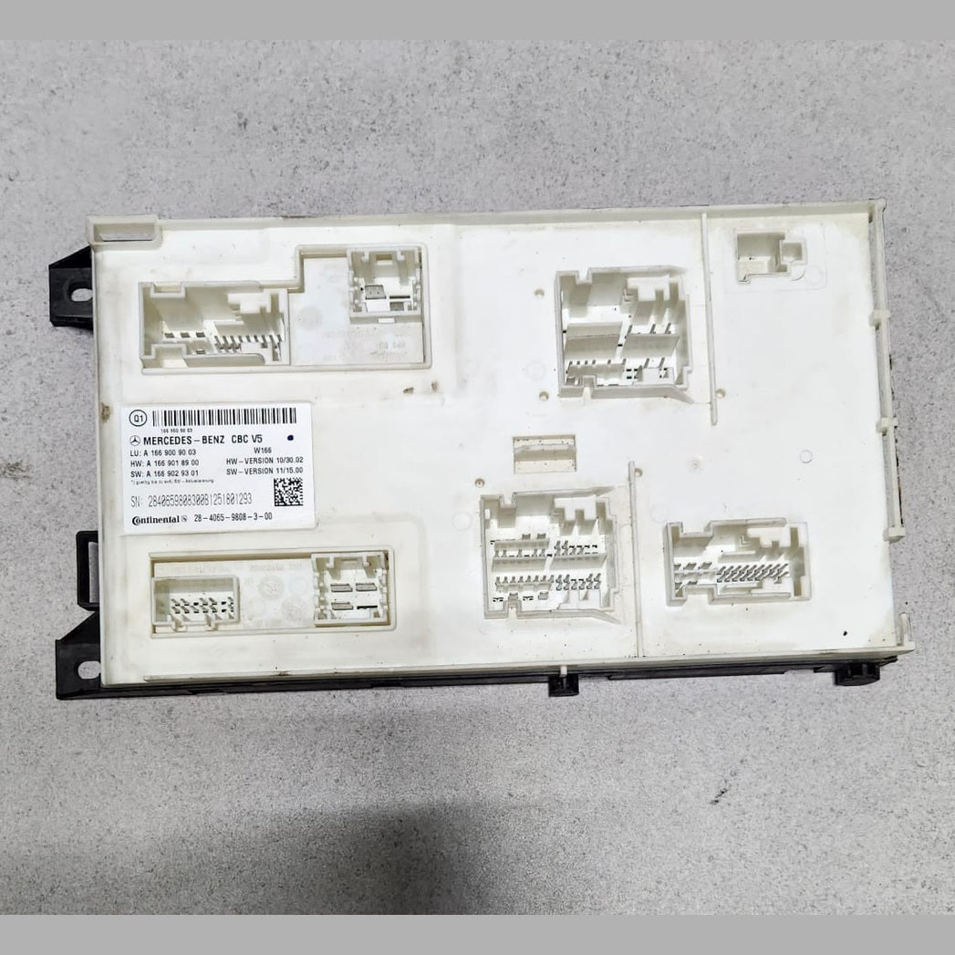 2012-2015 Mercedes-Benz ML350 Signal Acquisition Actuation Module A1669009003