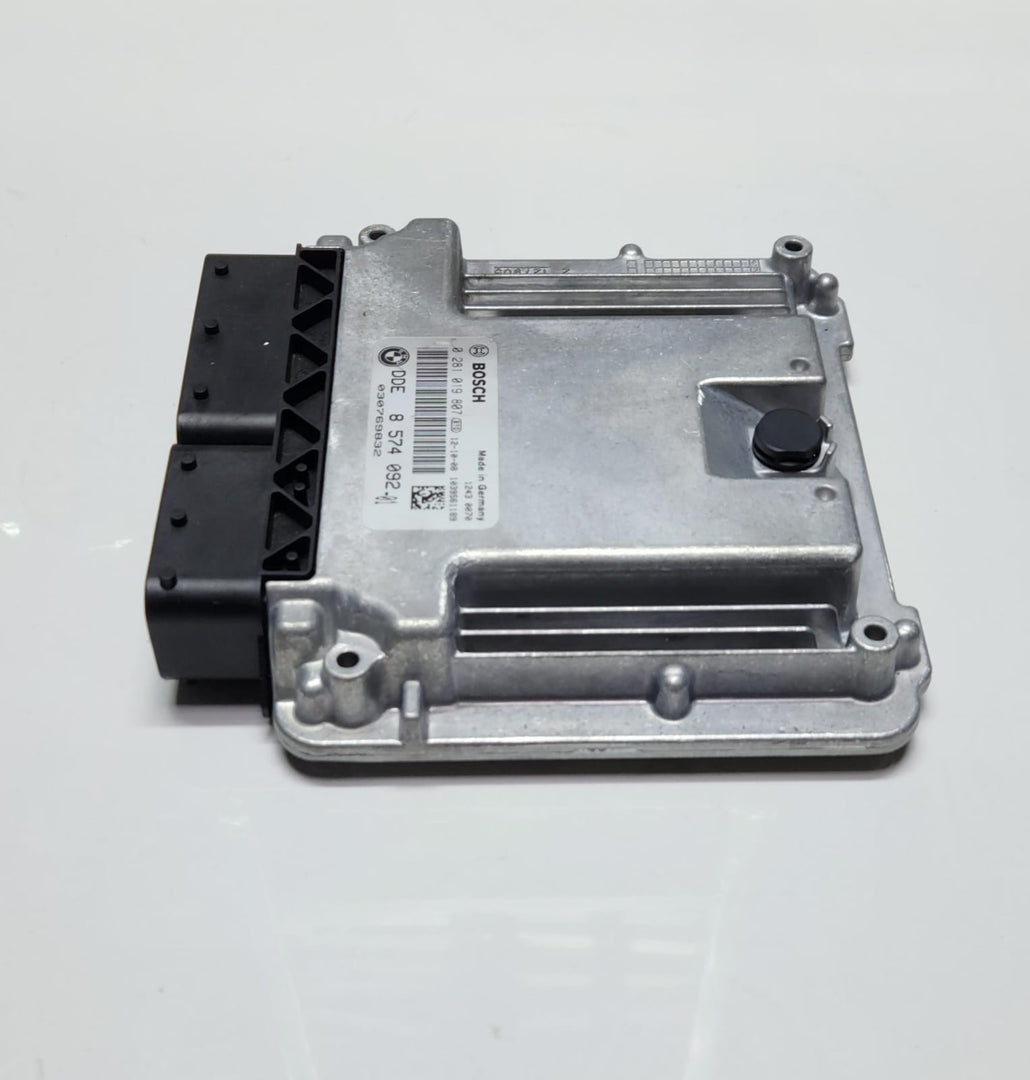 2010-2014 BMW X3 Engine Control Unit 8574092 OEM X3 F25 N47 