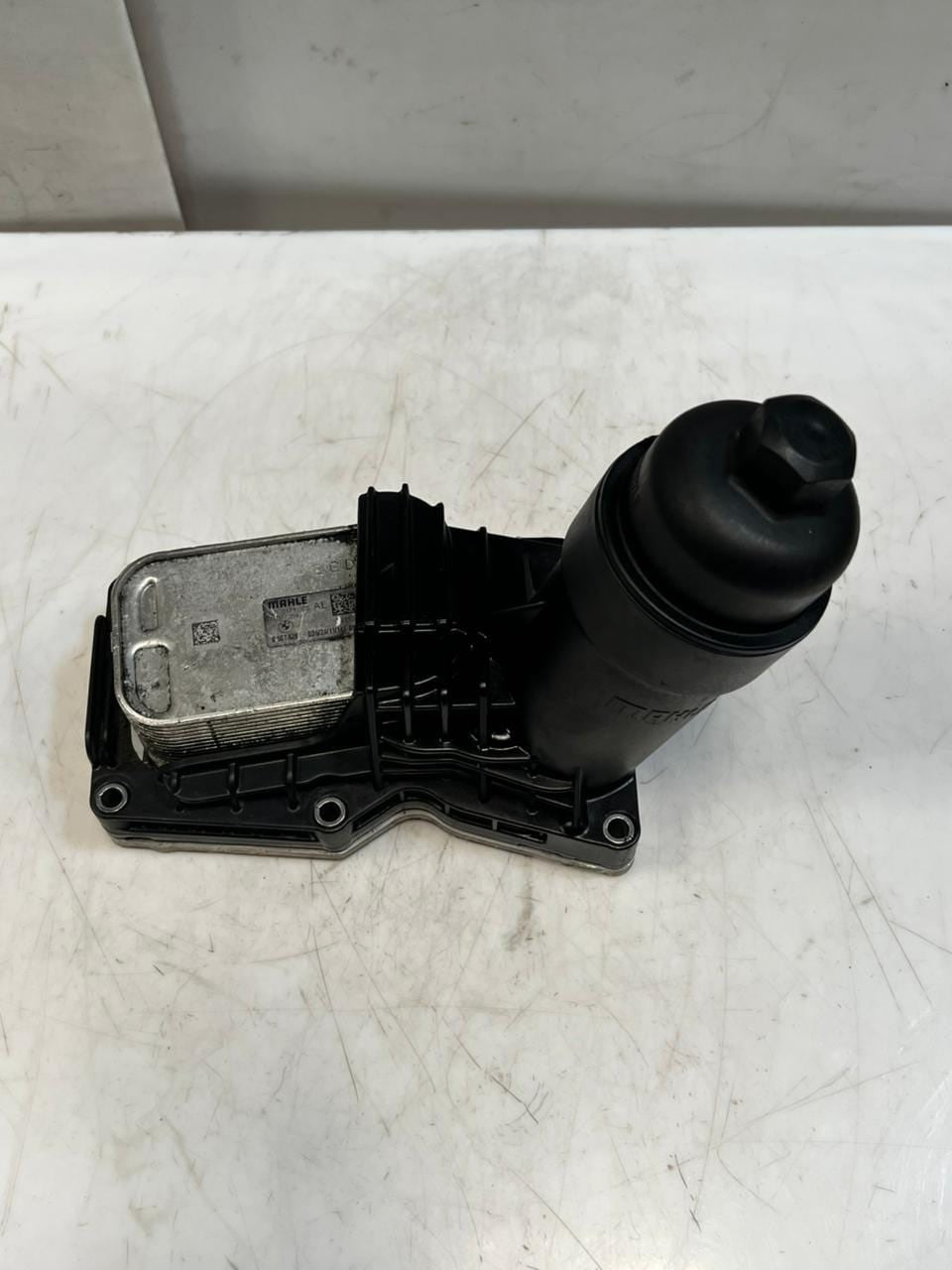 BMW N47D20C E90 F30 F20 F10 Engine Oil FILTER HEAT Cooler Water-Cooled 8507626