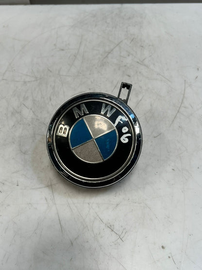2006-2010 BMW M6 E63 E64 F06 REAR Trunk Lid Release Latch Emblem Handle 7061327