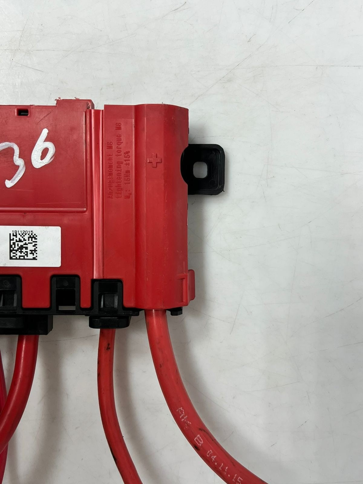 12-16 BMW 328i  F30 F31 F34 Battery Power Distribution B+ FUSE Box 9227752 OEM