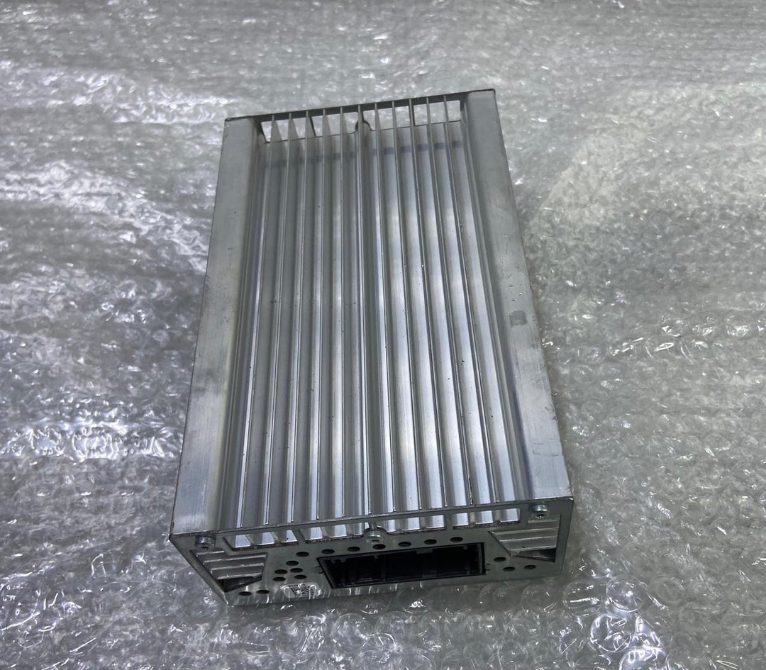 OEM BMW F15 F16 F85 F86 X5 Hi-Fi System Amplifier Harman Becker Stereo 9321075