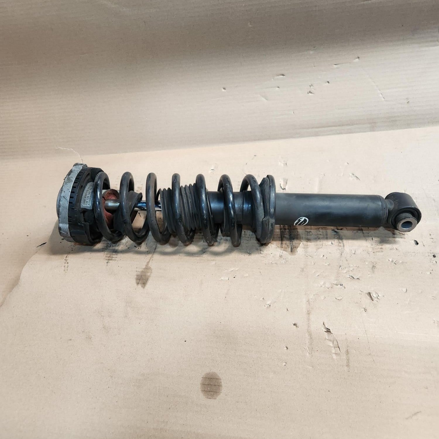 2011-2017 BMW X3 Rear Shock Absorber With Spring Assembly 6796317 X3 X4 
