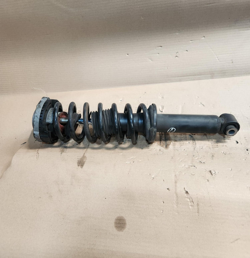 2011-2017 BMW X3 Rear Shock Absorber With Spring Assembly 6796317 X3 X4 