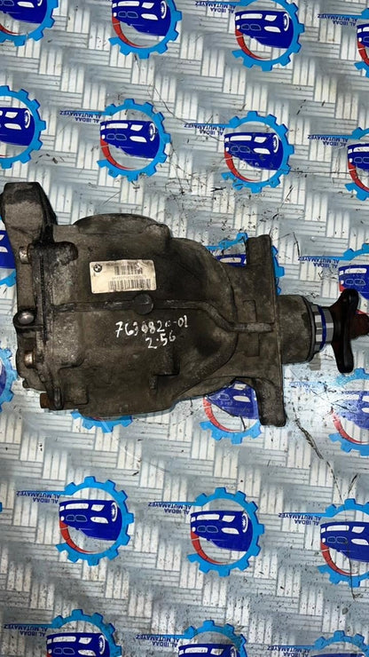 2014-2015 BMW 535d Rear Differential 7630820 5 Series F10 F11 730D 530D 2.56 