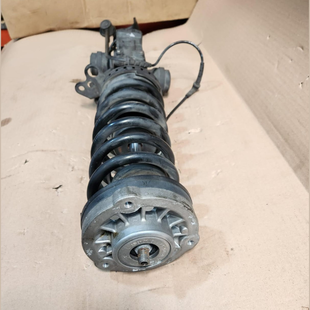 2009-2013 BMW 750i Front Right Strut Assembly 6796926 7 Series F01 F02 740i 