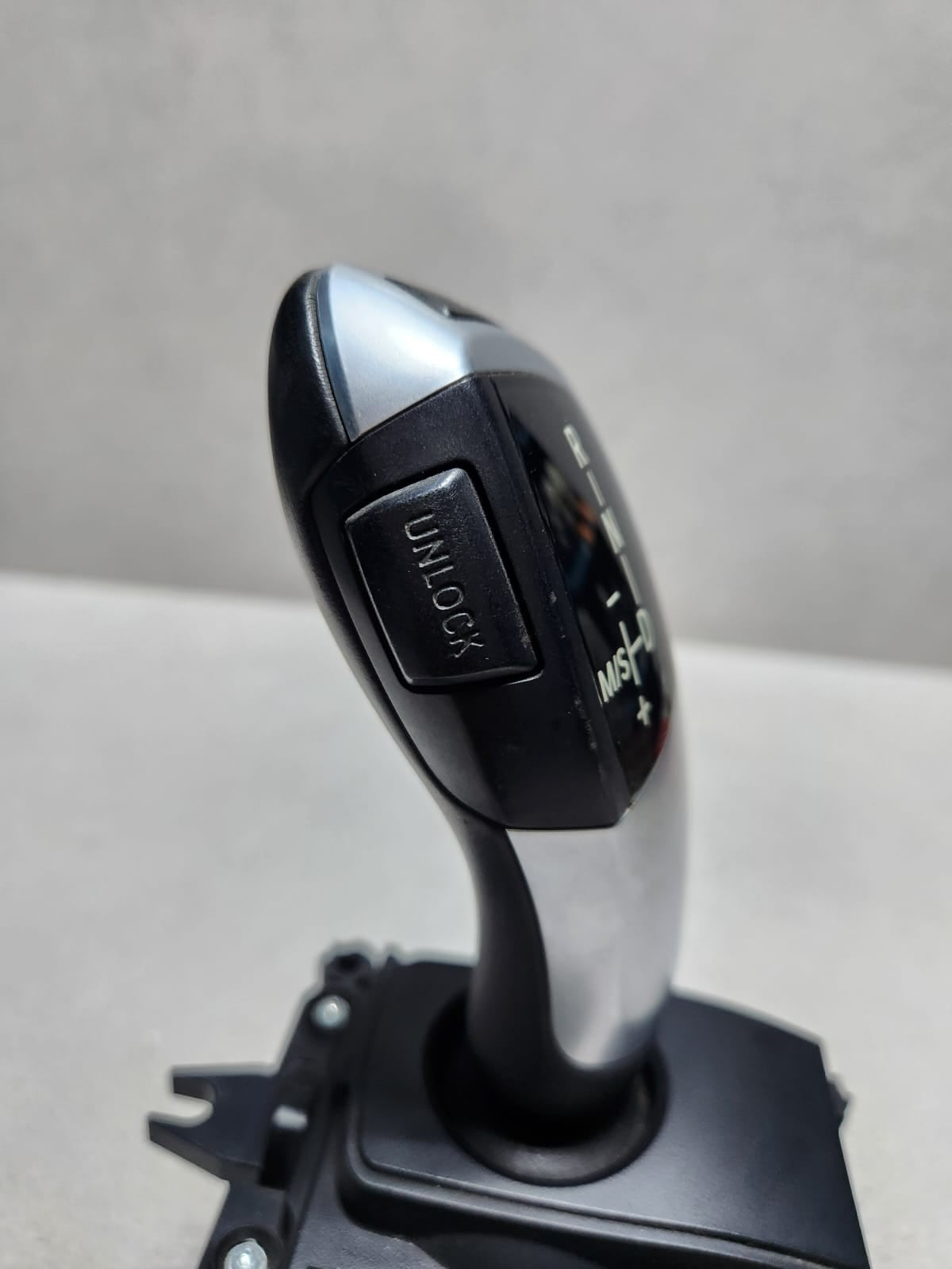 2014-2018 BMW X5 Automatic Transmission Gear Shifter Selector 9325500 X5 F15 X6