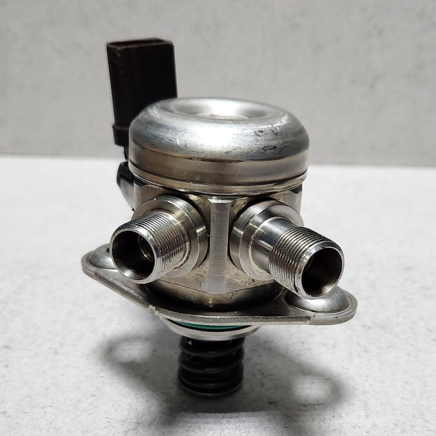 2022-2024 Mercedes-Benz SL63 AMG High Pressure Fuel Pump A1770700501  