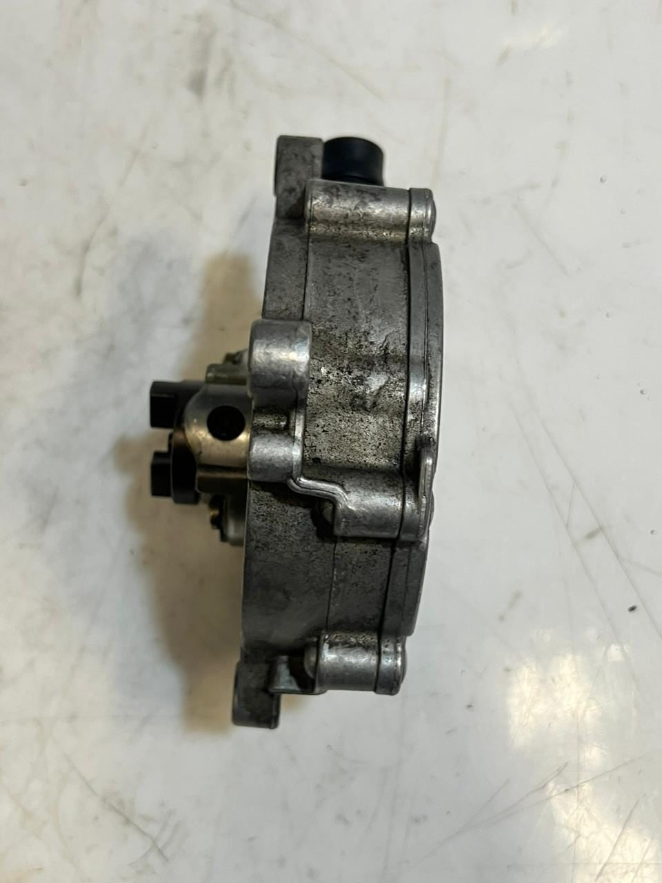 BMW E60 E81 E82 E87 E90 E91 E92 N43 and N46 B20 B Vacuum Pump 7547024 OEM
