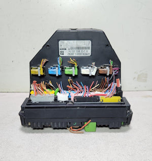 Mercedes-Benz Sam Control Module Front/Rear A2129003314 W204 C-Class
