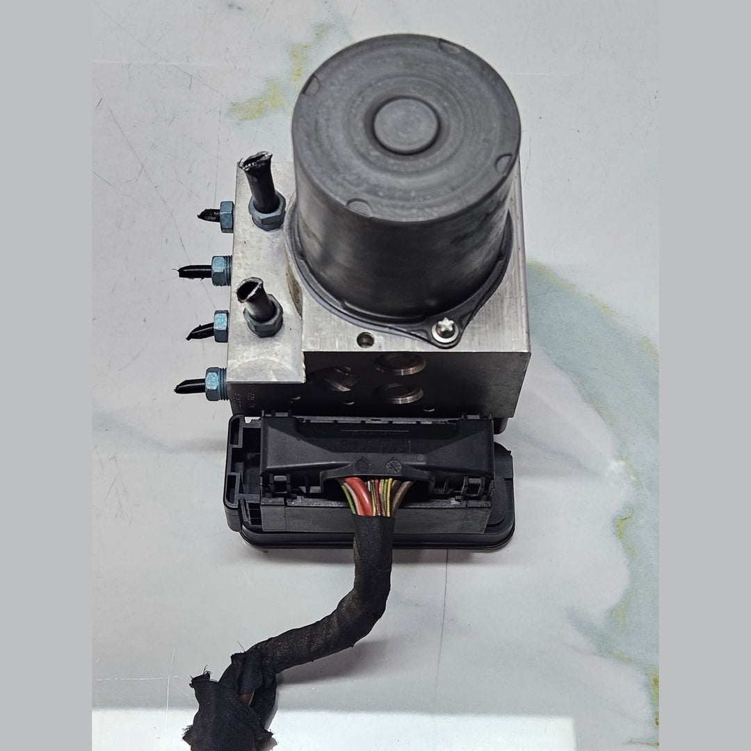 BMW X5 F15 and X6 F16 Abs Pump Module 6879428 OEM
