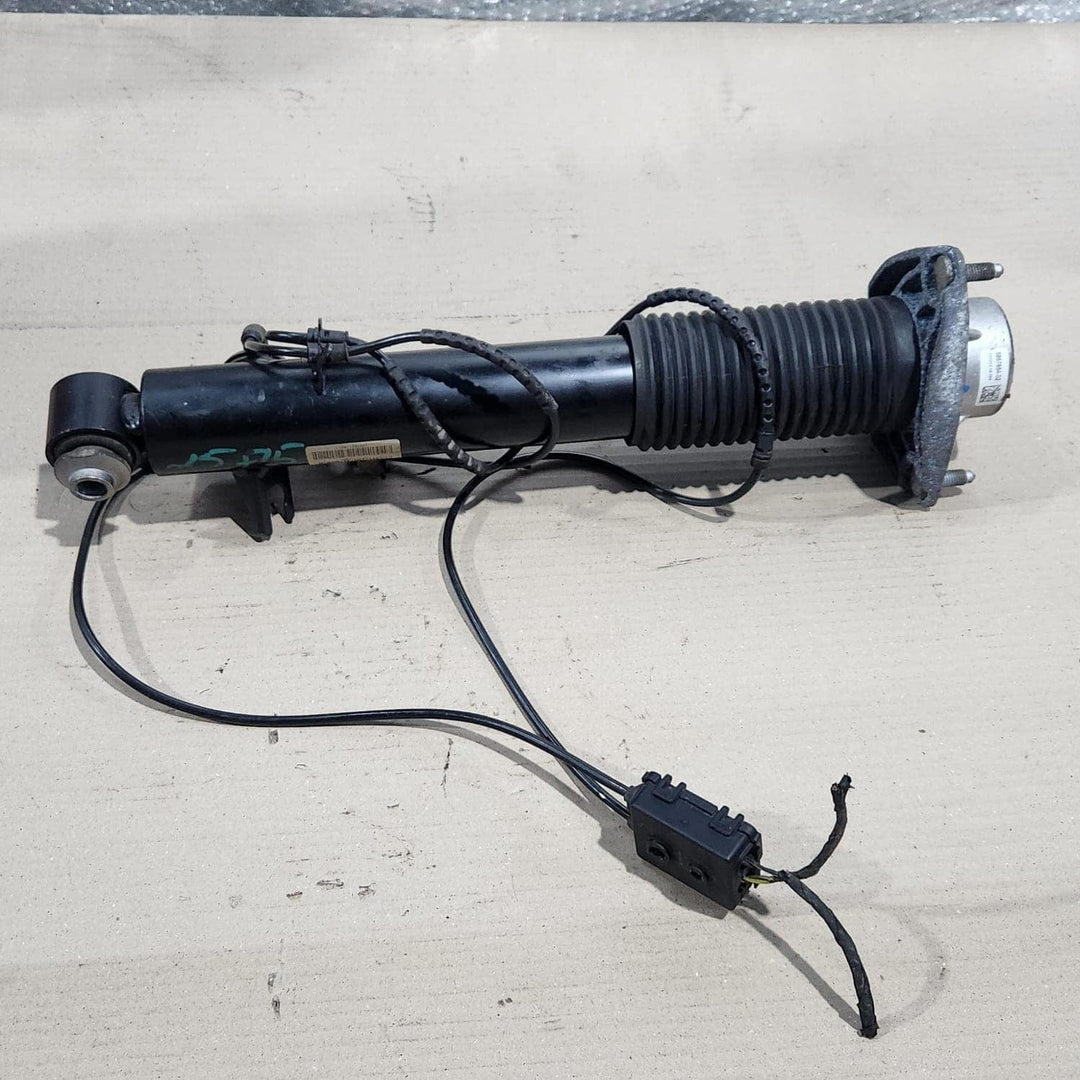 BMW X5 F15 Rear Right Rear Shock Absorber 6867868 X5 F15 X6 F16 VDC