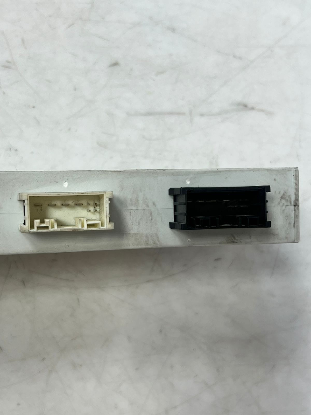 2011 BMW 750i F01 F02 7 Series 760I Tailgate Lift Control Unit 7240611 OEM