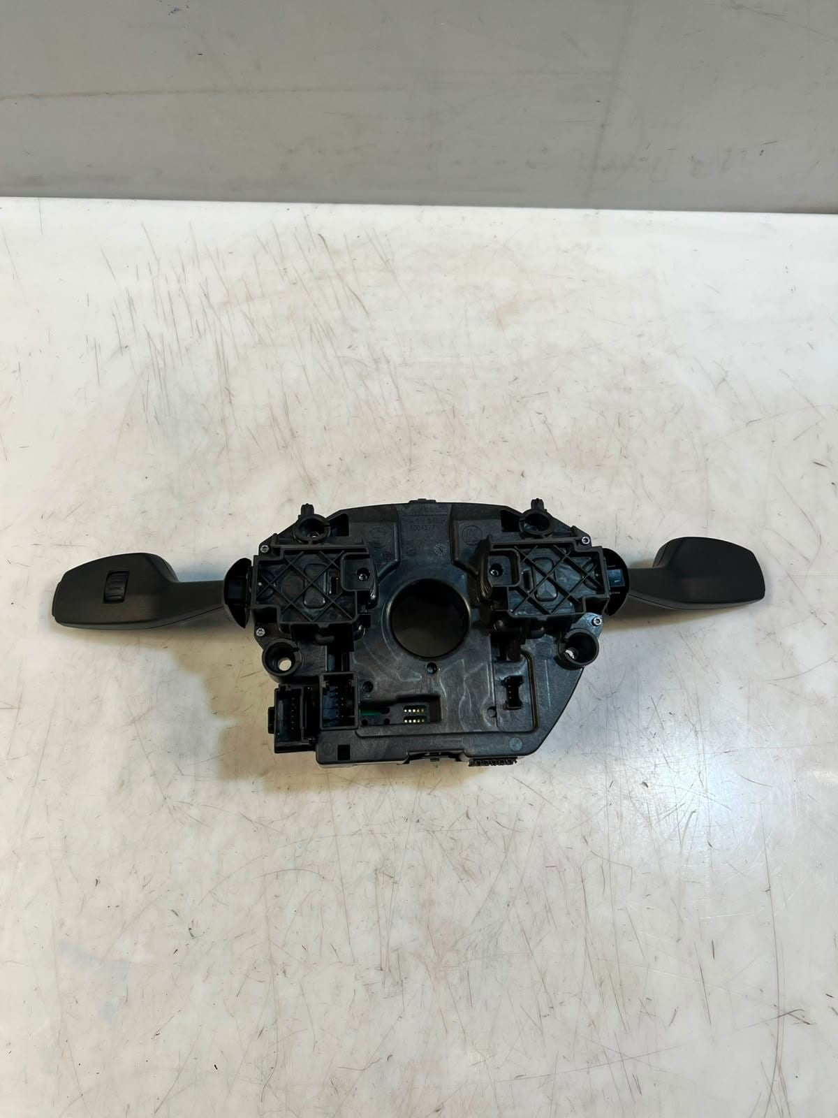 BMW 3 Series F30 F31, 4 Series F32 F33 F34 Steering Column Switch 9351140 OEM