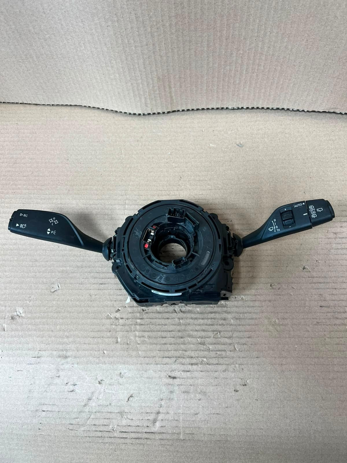 2014 BMW X1 X5 F15 X3 F25 Turn Signal Wiper Control Stalk Switch 9368601 OEM