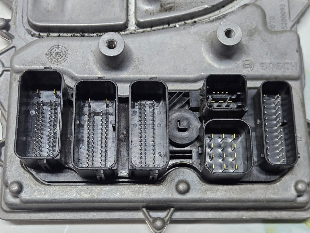 OEM BMW F36 N55 ENGINE CONTROL UNIT DME ECU SET 8639582 BOSCH