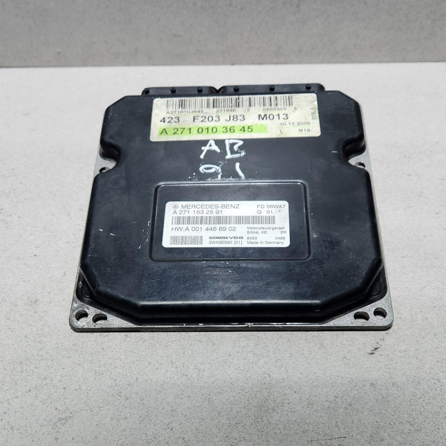 Benz Engine Control Unit A2710103645 CLC W203 C-Class 1.8 Petrol