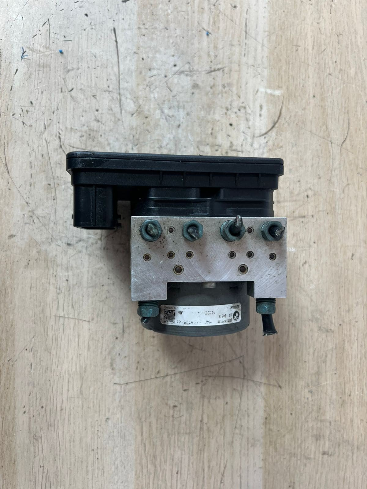 BMW F30 3 Series Anti-Lock ABS Brake Pump Module Assembly Unit 6869726