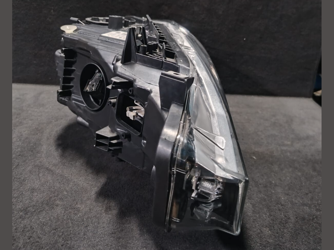 GENUINE  BMW 3 SERIES F30 LCI, F31 LCI, F35 LCI LED HEADLIGHT LEFT  - 7419633