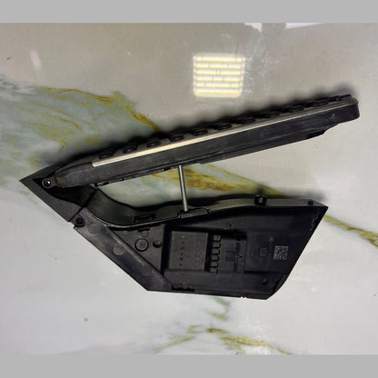 Mercedes-Benz W205 Accelerator Pedal Module A 205 300 01 04