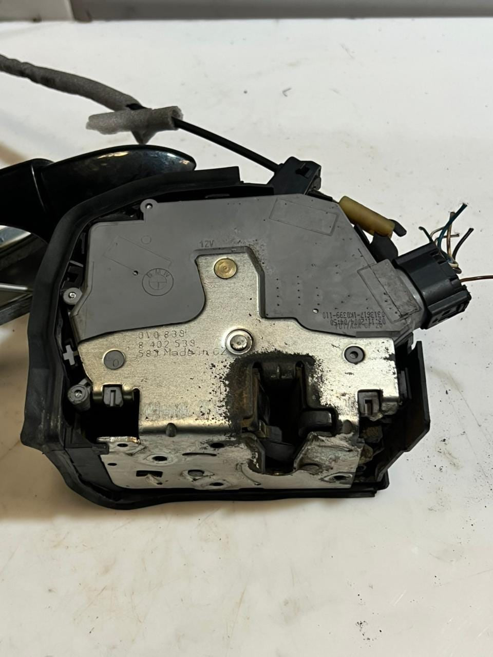 2000-2006 BMW X5 E53 FRONT LEFT Door Lock Actuator 8402539 OEM