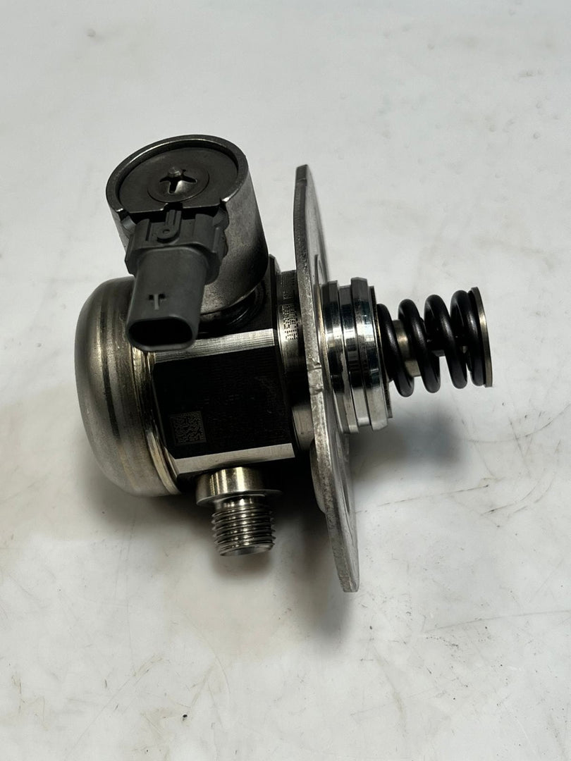 BMW MINI F55 F56 F57 1.2 Petrol B38A12A B38 High Pressure Fuel Pump 7636881