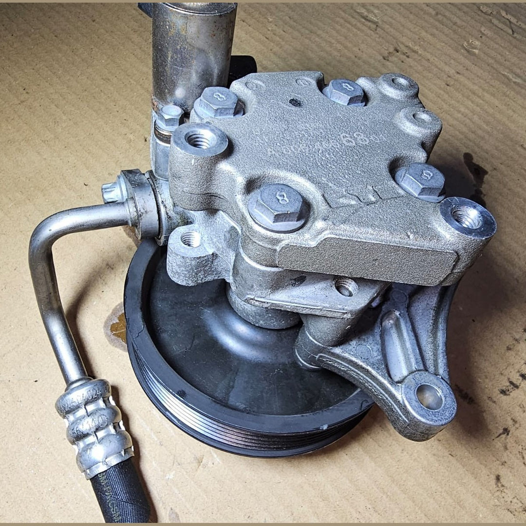 Mercedes W204,W212 E-Class C-Class M271 Power Steering Pump  A006 4466801
