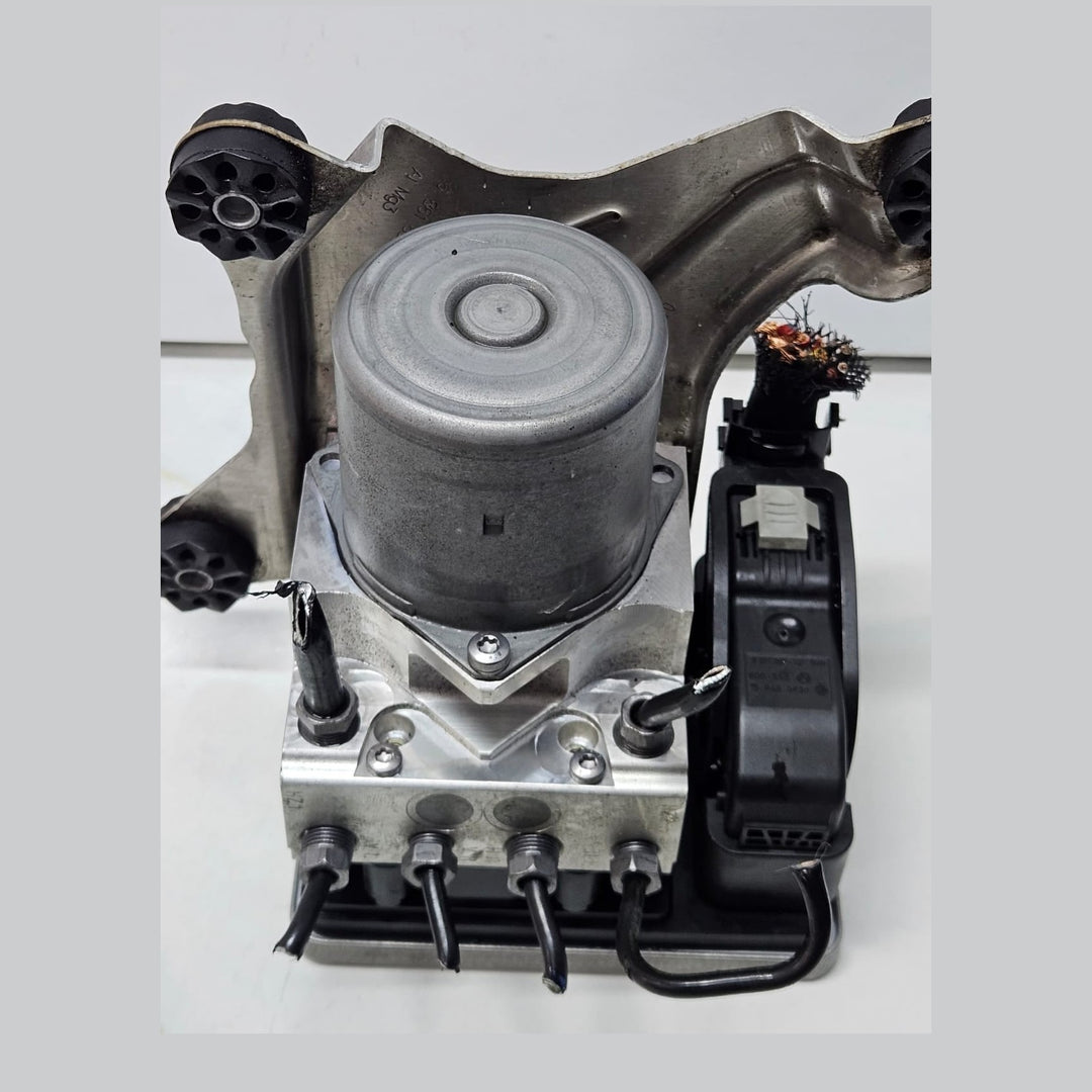 2007-2009 BMW 328i G11 G12 G30 ABS Anti Lock Brake Module & Pump 6886959 OEM