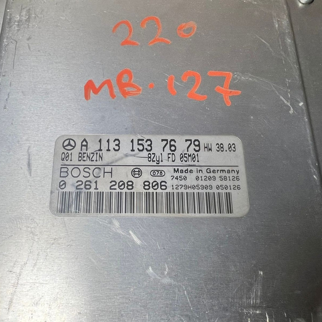 01-06 Mercedes W220 S-Class Engine Control Module Unit ECM ECU A113 1537679 OEM